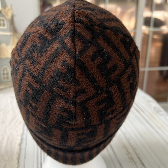 Authentic Fendi Beanie - Picture 8 of 8